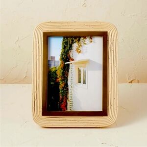 Opalhouse Designed with Jungalow Beige Rattan/Glass Boho 8 X 10 in Photo Frame